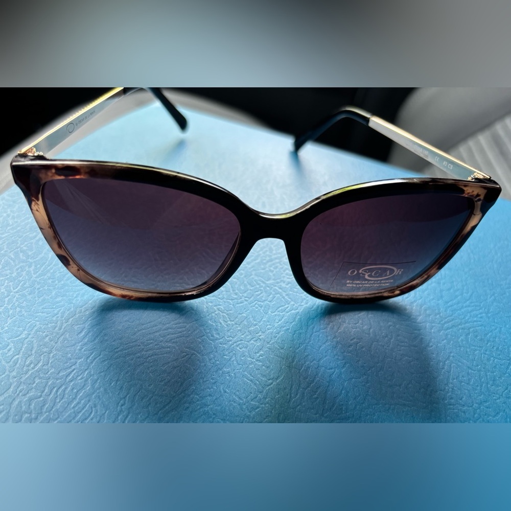 Oscar de la Renta Brown Gradient Women's Sunglasses